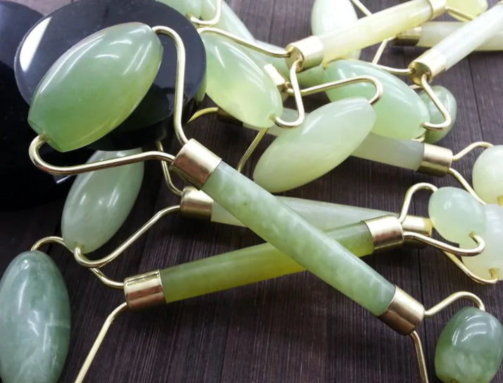 Jade Beauty Device, Facial Massager, Beauty Wand - EssentialEssentials1